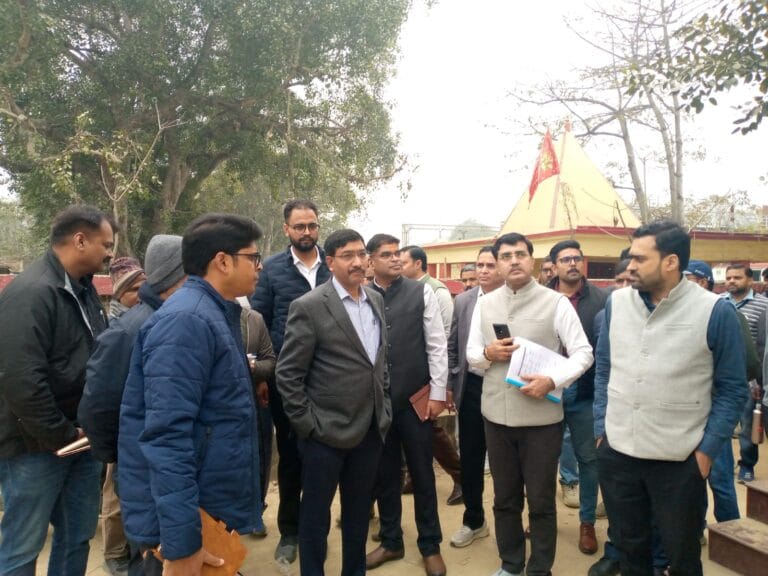 डीआरएम के निरीक्षण में मिली खामियां, कहा- पेयजल सप्लाई नहीं सुधरी तो जिम्मेदारों को करें बर्खास्त