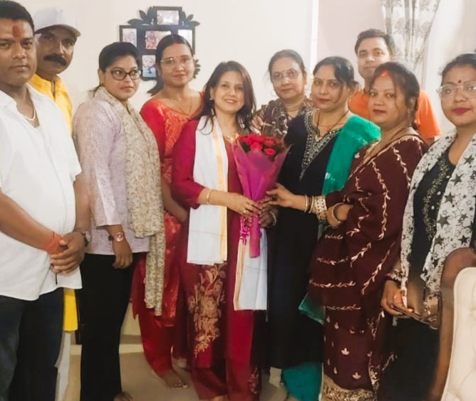 दिलों को जीतती डॉक्टरी: सदर अस्पताल की ईएनटी विशेषज्ञ डॉ. प्रीति पांडे का हुआ सम्मान