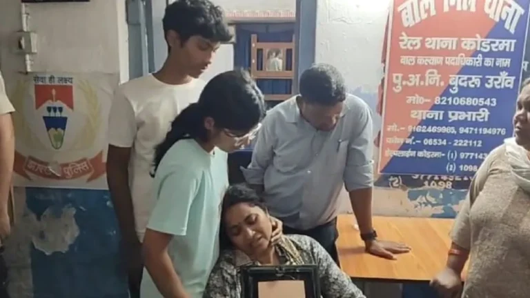 राजधानी के आगे कूदकर चीफ लोको इंस्पेक्टर ने दी जान, धनबाद के Sr DEE पर उत्पीड़न का आरोप, FIR