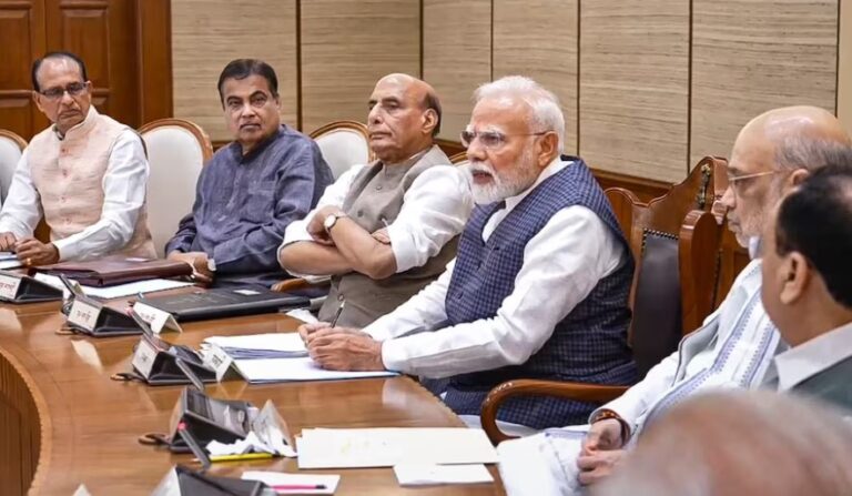NEET पेपर लीक पर अब तक का सबसे बड़ा एक्शन, NTA के 47 अधिकारी बर्खास्त, दर्ज होंगे क्रिमिनल केस