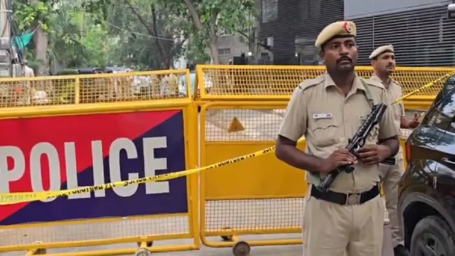 उत्तर प्रदेश में चार अपराधियों को पुलिस ने ढेर किया, क्या झारखंड पुलिस लेगी सबक?