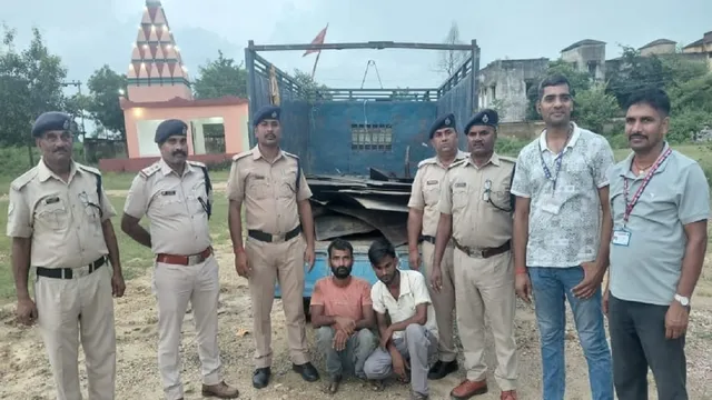 पलामू में आरपीएफ का बड़ा एक्शन: सिगसिगी स्टेशन के पास से रेलवे का लोहा चोरी, कबाड़ दुकान से भारी मात्रा में तांबा और मेटल बरामद