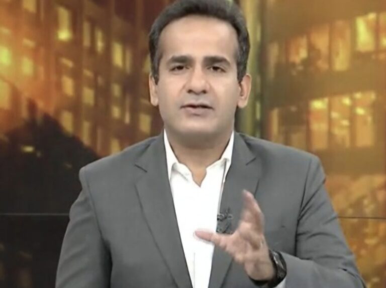 छात्र आंदोलन की कवरेज करने वाले न्यूज18 के वरिष्ठ पत्रकार अमन चोपड़ा पर एफआईआर