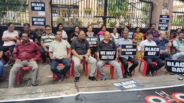 सड़क पर लोकतंत्र, गेट पर ताला : उत्कल एसोसिएशन चुनाव में हंगामा, डॉ. श्रीधर प्रधान दोबारा अध्यक्ष व जजाती महासचिव चुने गए