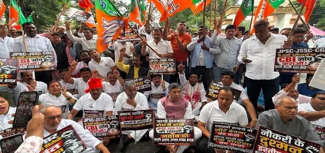 मुख्यमंत्री आवास का घेराव… भाजपा की दबाव बनाने की राजनीति या दिल्ली प्रदर्शन का ‘बदला’