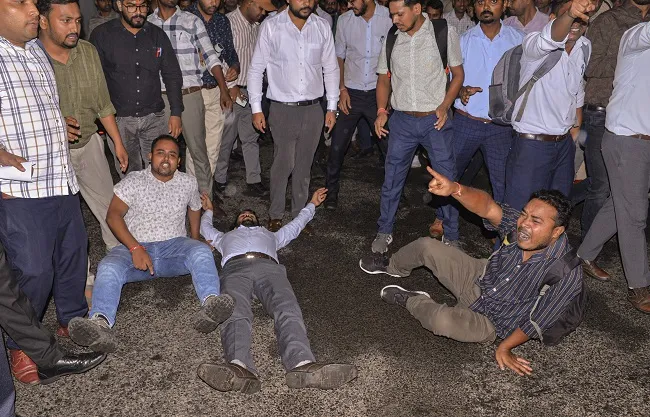 JSSC-CGL रद होने पर भड़का निष्पक्ष अभ्यर्थियों का गुस्सा, कहा – दोषियों की जांच CBI करे, मेरिट वाले युवाओं को न मिले सजा