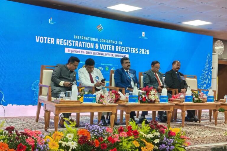 Jharkhand : मतदाता पंजीकरण पर दो दिवसीय सम्मेलन शुरू, CEC ज्ञानेश कुमार के निर्देश पर हर राज्य में हो रहा यह आयोजन