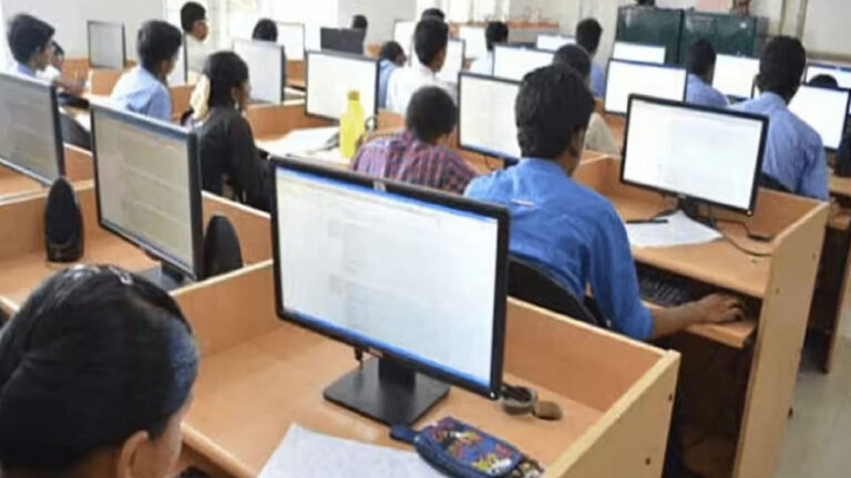NEET Paper Leak से सतर्क केंद्र, अब प्रवेश परीक्षाओं के लिए Computer Based परीक्षा ढांचा किया जा रहा तैयार